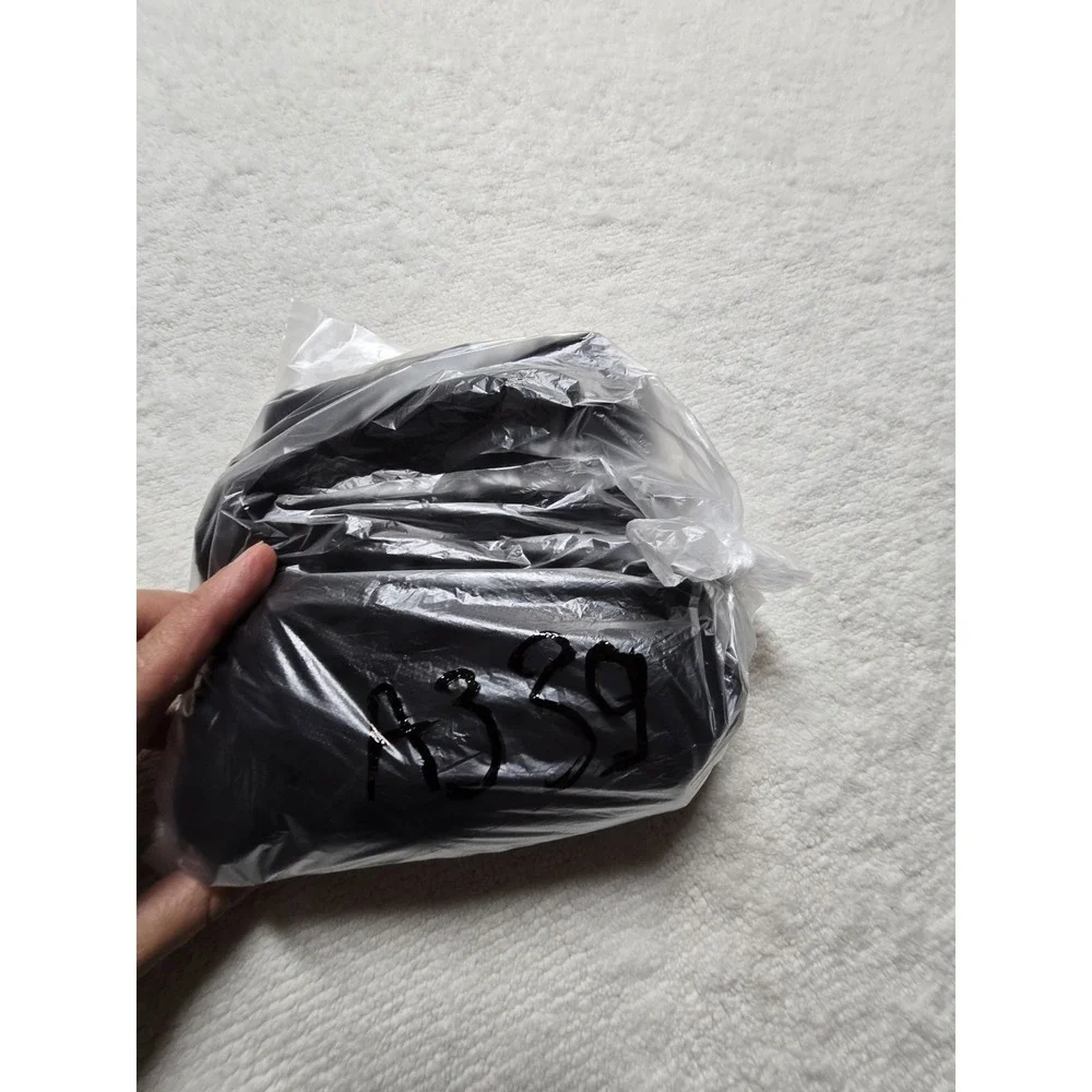 Uniqlo UT x‎ Daniel Arsham Pokémon Pikachu Graphic T-Shirt Black Size S